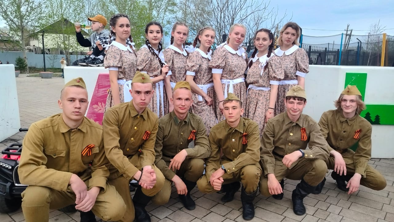 Участие в праздновании Дня Победы.